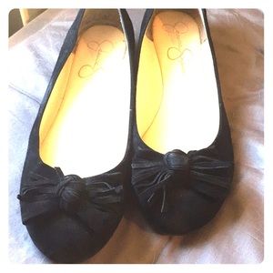 Black Jessica Simpson flats with bow